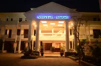 Mirabell Hotel & Convention Hall Hotel in zona Stadion Kahuripan