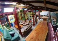 Bazil's Backpackers BBH Hostel & Surf School Hôtels à : Westport