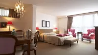 Van der Valk TheaterHotel de Oranjerie Hotels in Herkenbosch