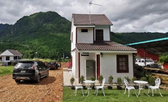 Chateau de Erawan - Housity