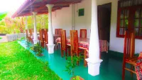 Purasanda Villa Hotels in Inamaluwa