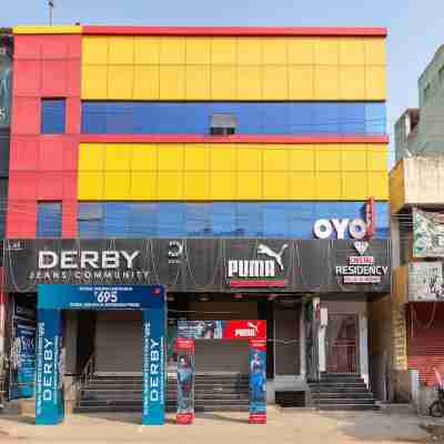 OYO 19396 Cristal Residency Hotel Exterior