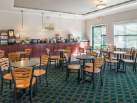 Days Inn by Wyndham Paducah I-24 Exit 4 Hotels in Paducah