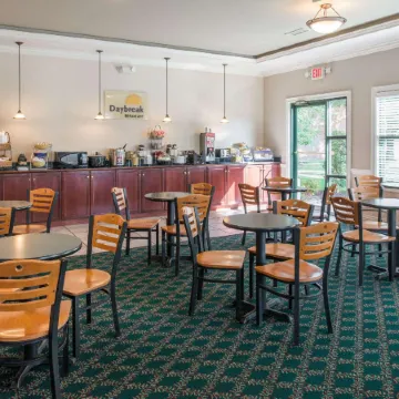 Days Inn by Wyndham Paducah I-24 Exit 4