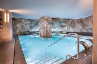 Golden Tulip Aix les Bains - Hotel & Spa Hotels in Tresserve