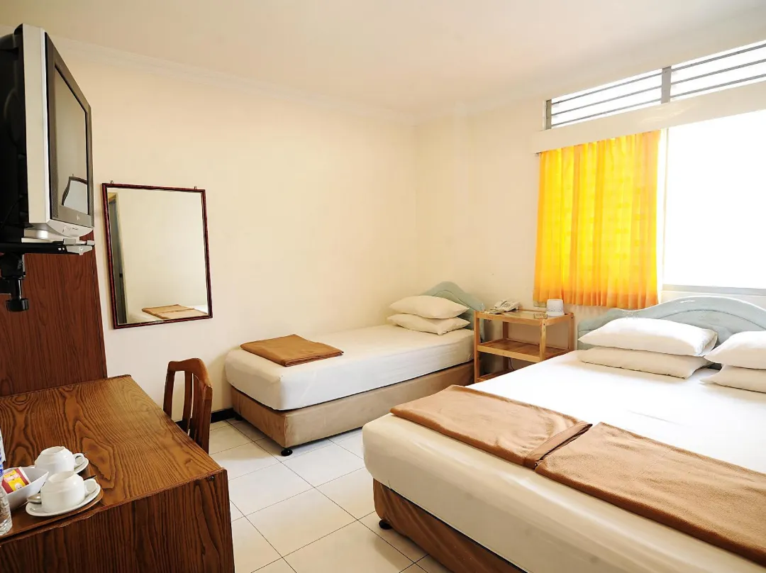 Hotel Sumber Waras - Magelang