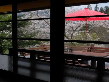 Japanese Style Inn Kaneki Отели рядом с достопримечательностью «Shibu Mountain Pass Romance Lift.»