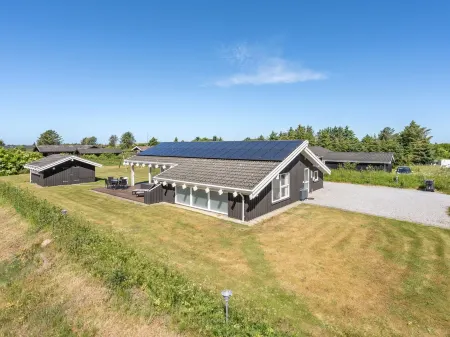 "Serine" - 800m from the Sea