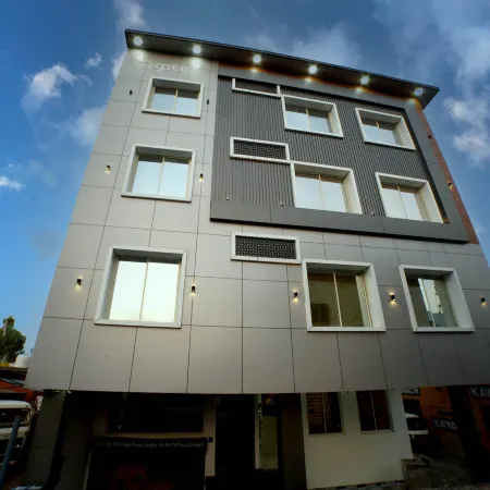 Hotel Red Apple Near Railway Station Chandigarh