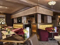 بابادوبولي هوتل فينيتزيا - إم جاليري كوليكشن Hotels near دورسودورو
