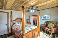 Lovely Livingston Loft w/ Mountain & River Views! - 3-Star