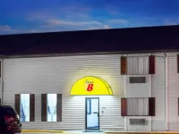 Super 8 by Wyndham Columbus Hotels in Platte County
