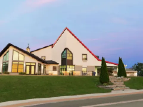 Days Inn by Wyndham Kingston Hotels in Kingston