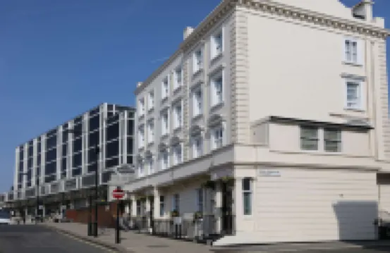 Best Western Buckingham Palace Rd セントジェームズ周辺のホテル