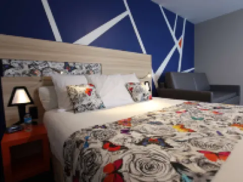 大巴黎貝斯特韋斯特酒店 拉瓦勒酒店