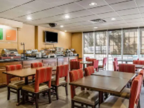 Comfort Inn & Suites Lakeland North I-4 Hotels in Lakeland