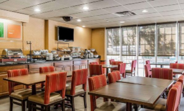 Comfort Inn & Suites Lakeland North I-4