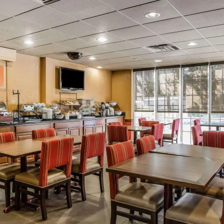 Comfort Inn & Suites Lakeland North I-4