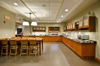 Hyatt Place Chicago Warrenville Naperville - breakfast