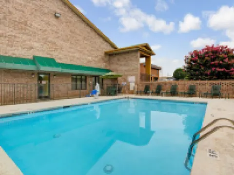 Days Inn by Wyndham Conover-Hickory Hotels in Conover