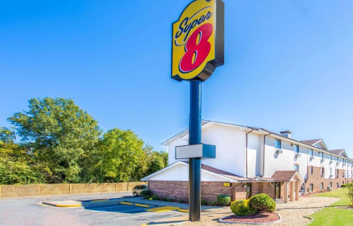 Super 8 by Wyndham Richmond/Broad Street