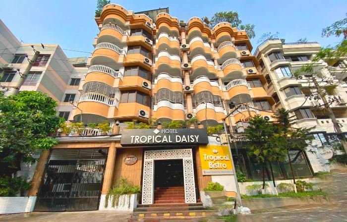 Hotel Tropical Daisy