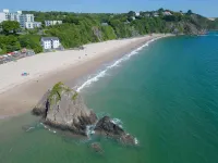 The Sand Castle - 2 Bedroom Apartment - Tenby - Beach