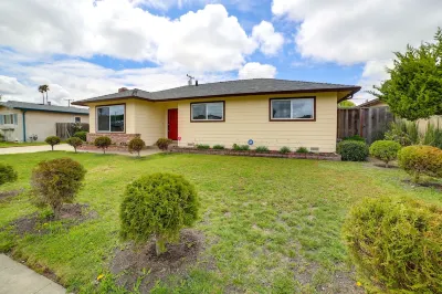Salinas Home w/ Pool - Near Weathertech Raceway!