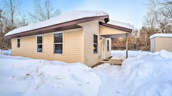 Wooded Danbury Cabin w/ Grill + Fire Pit!