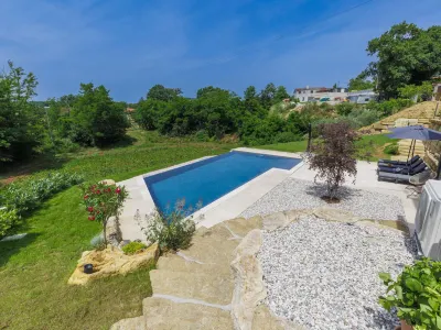 Rokvilla Отели в г. 