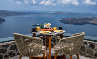 Eteoro Suites