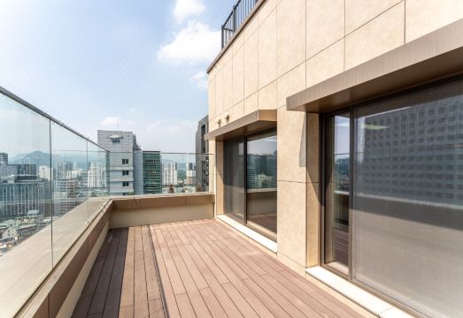 홈즈스테이 명동 키오스크 및 로비 이미지