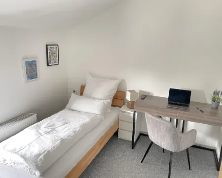 Hotel-am-Bahnhof Stuttgart-Ditzingen Hotels in Ditzingen