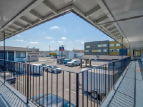 Americas Best Value Inn & Suites Eureka Hotels in Eureka