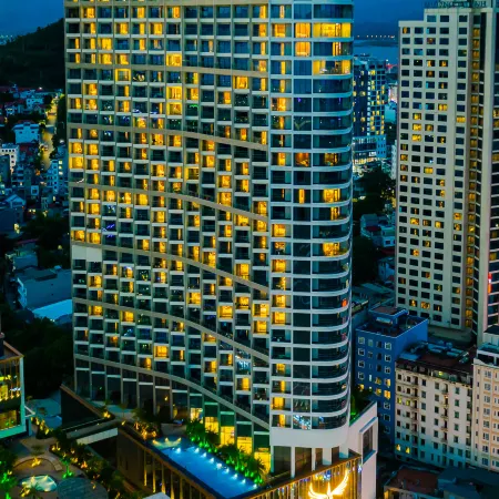 Muong Thanh Luxury Ha Long Centre II (Former Muong Thanh Luxury Ha Long Residence)