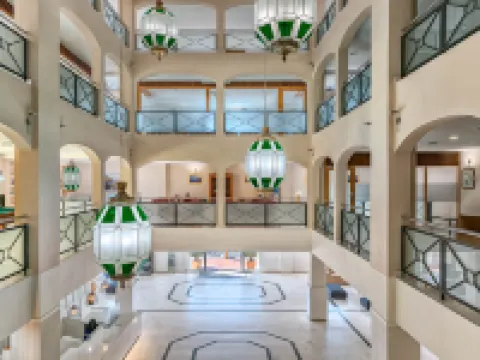 هوتل باييا تروبيكال فنادق في ألمونيكار