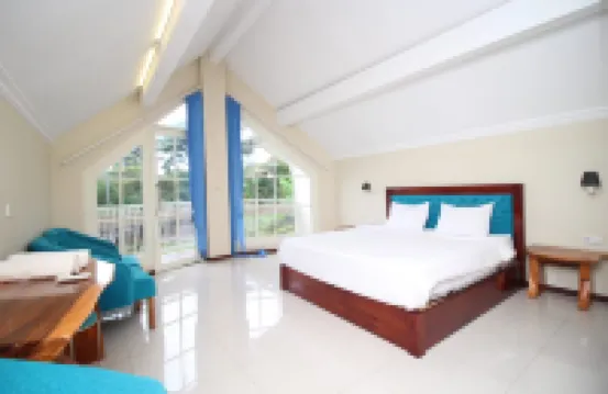 Omah Londo Luxury Resort