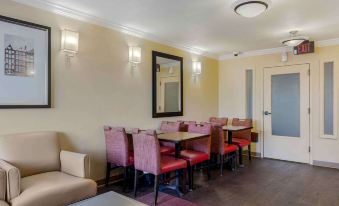 Extended Stay America Suites - Boston - Waltham - 52 4th Ave
