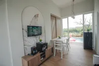 Calya Villas Syariah Karang Ploso 호텔