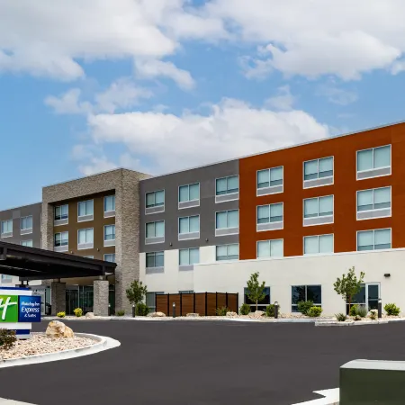 Holiday Inn Express & Suites NEPHI by IHG