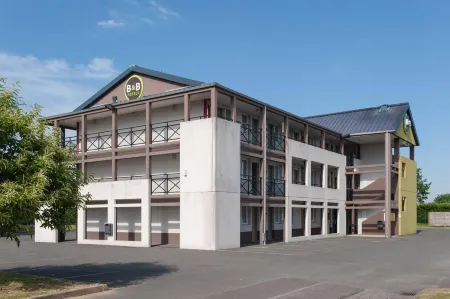 B&B Hotel Alencon Nord Отели в г. Кюиссе