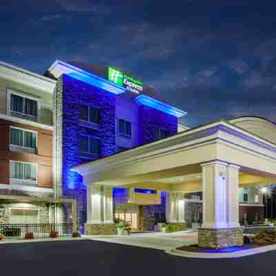 Holiday Inn Express & Suites Lexington Park-California Hotel Exterior