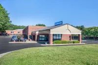 Days Inn & Suites by Wyndham Rocky Mount Golden East Hotels in Rocky Mount