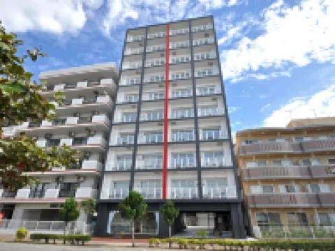 ビーチフロントタワーミハマ 北谷町のホテル