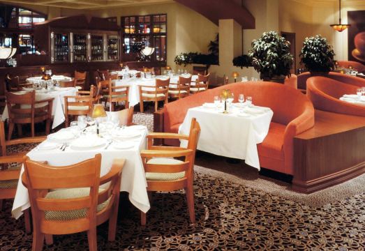 5. 캐너리 카지노 ..