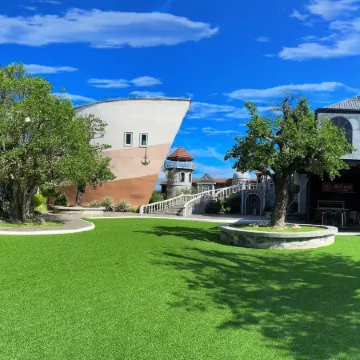 The O Valley Boutique Hotel