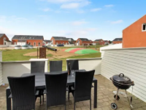 "Ilka" - 2.3km from the Sea