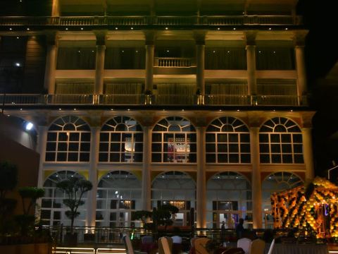 The Emerald Hotel & Siya Milan Banquets