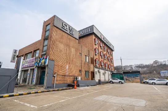 Pyeongtaek Daewon Park Hotels near Anjung-ri