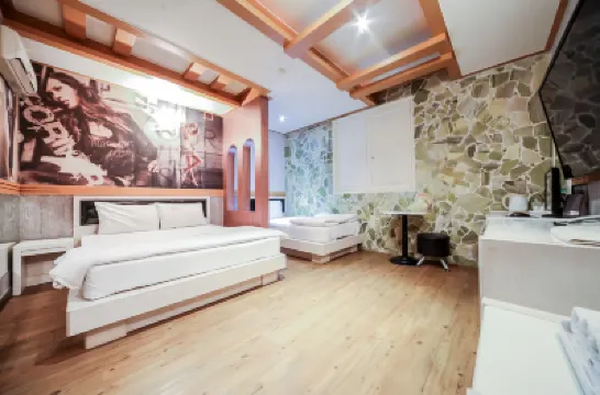 วิน โมเต็ล โรงแรมใกล้สถานีทงแทกู